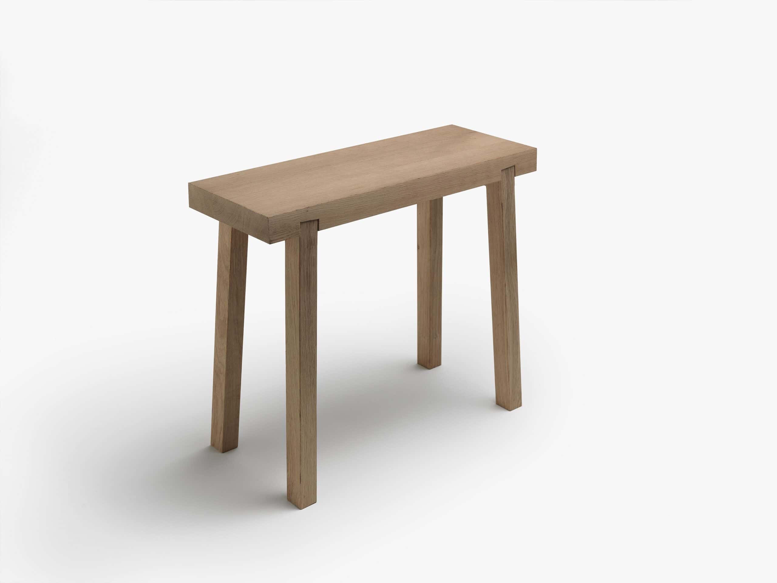 Puristischer HockerBank aus Massivem Holz